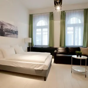 st-king-1-by-hi5-apartments.inbudapesthotels.com/